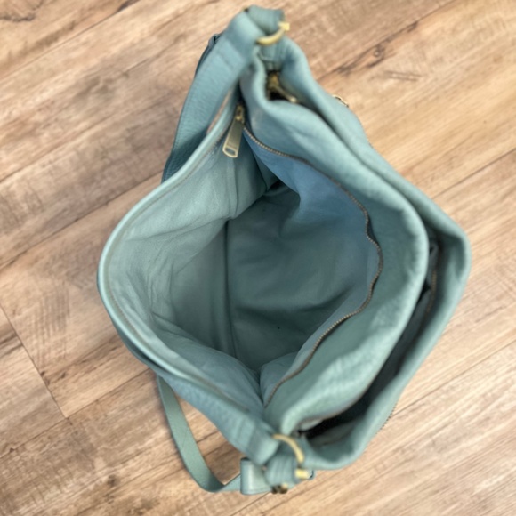 Fossil, Leather Crossbody Bag - Picture 4 of 6